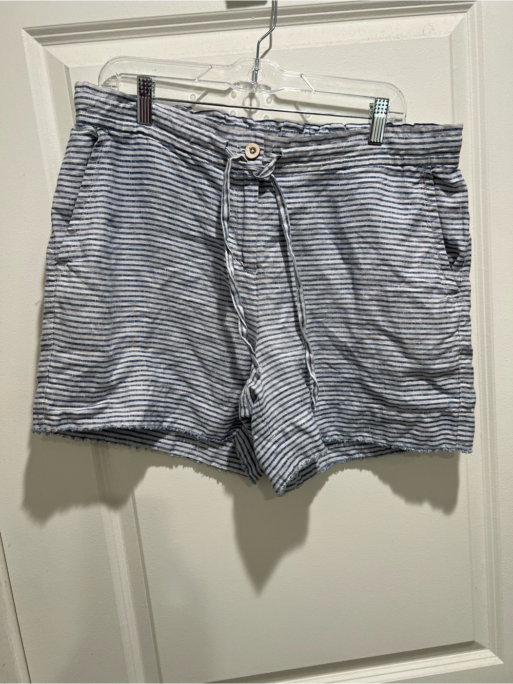 Tommy Bahama Blue and White Striped High Waist Women’s Shorts